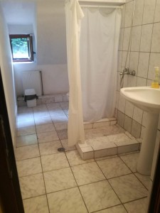 2e355655-6da2-4d77-9c18-c9541387bad1   